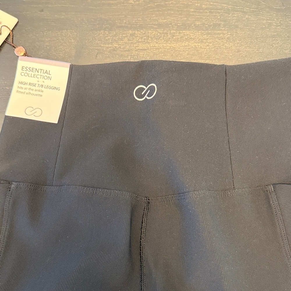 Calia - Essential Collection High Rise 7/8 Legging - Picture 4 of 5